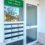 アパート Beautiful Two Bedroom In Marina With Shared Pool