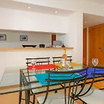 アパート Beautiful Two Bedroom In Marina With Shared Pool *