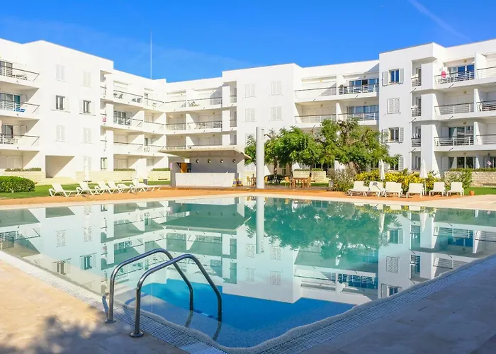 Beautiful Two Bedroom In Marina With Shared Pool Apartamento Lagos