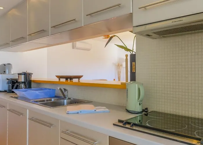 Apartamento Beautiful Two Bedroom In Marina With Shared Pool Lagos